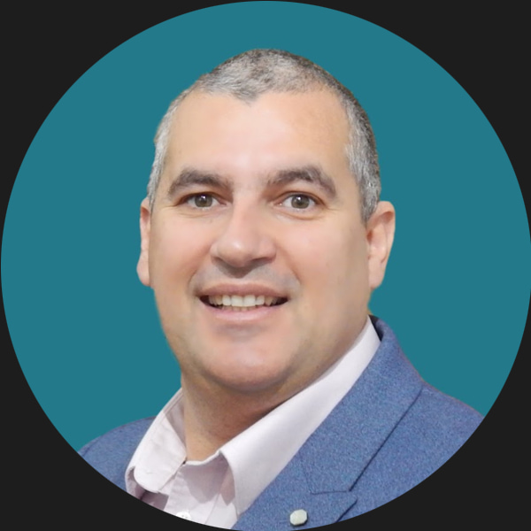Elio Assuncao